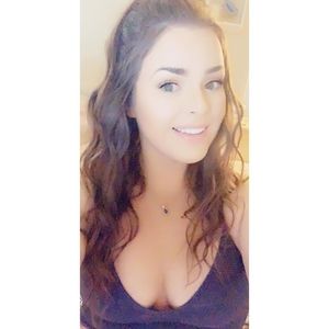 Meet your Posher, Genevieve